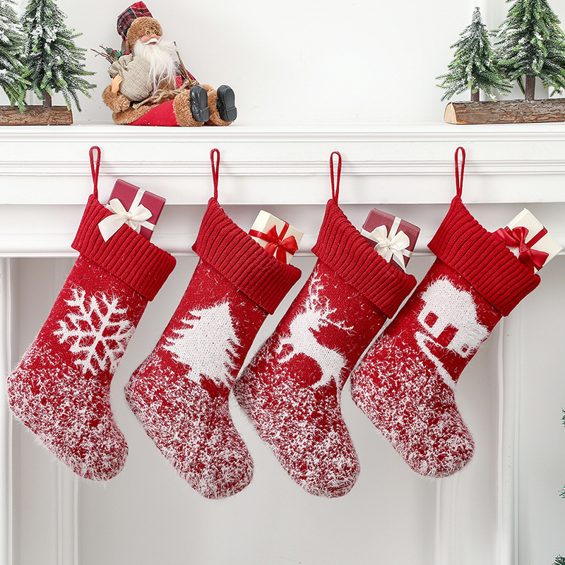 Grandes chaussettes cadeaux de Noël – quatre motifs