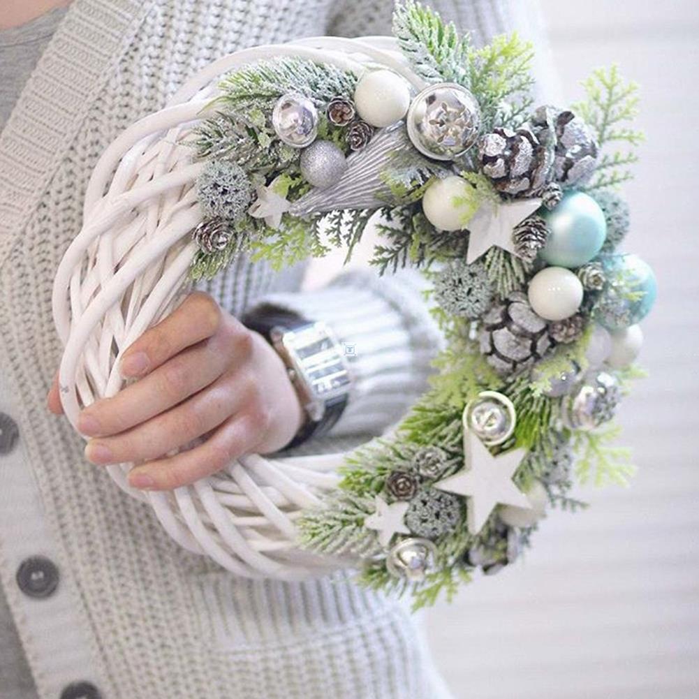 Couronne de Noël en rotin naturel