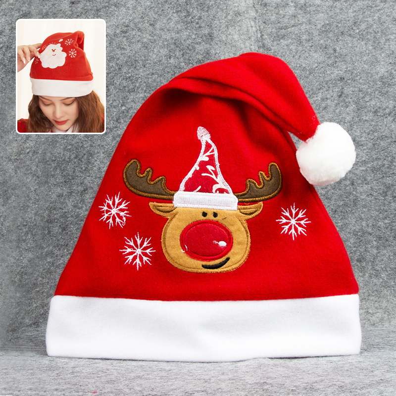 Bonnet de Noël brodé – Père Noël, bonhomme de neige ou renne