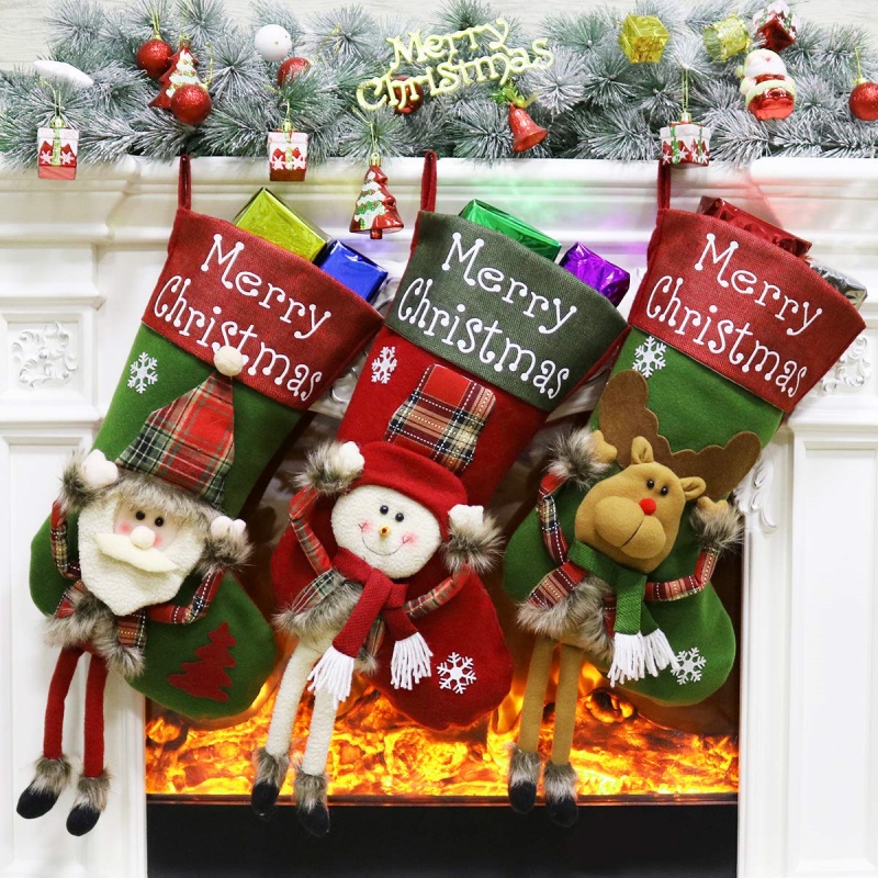 Grande chaussette de Noël 3D peluche